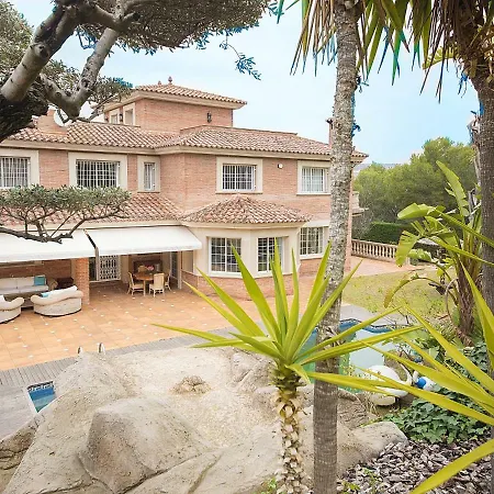 Villa Arrabassada Beach
